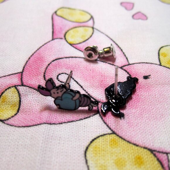 Piglet Earrings Love Heart~Hypoallergenic - Picture 3 of 3